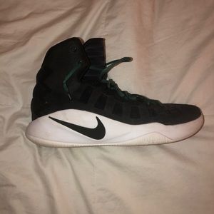 Men’s nike zoom basketball shoes